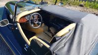 Morgan Plus 8