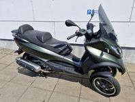 Piaggio MP3 500