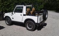 Suzuki Samurai