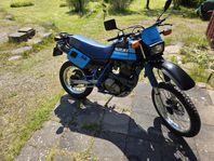 Suzuki DR 600 S 1985 1 ägare 3500 mil