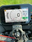 Honda Hornet CB750 med extra utrusning
