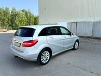 Mercedes-Benz B// dragkork//