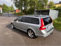 Volvo V70 D5 AWD Momentum Euro 4