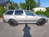 Skoda Octavia Scout 2.0 FSI 4x4 Euro 4