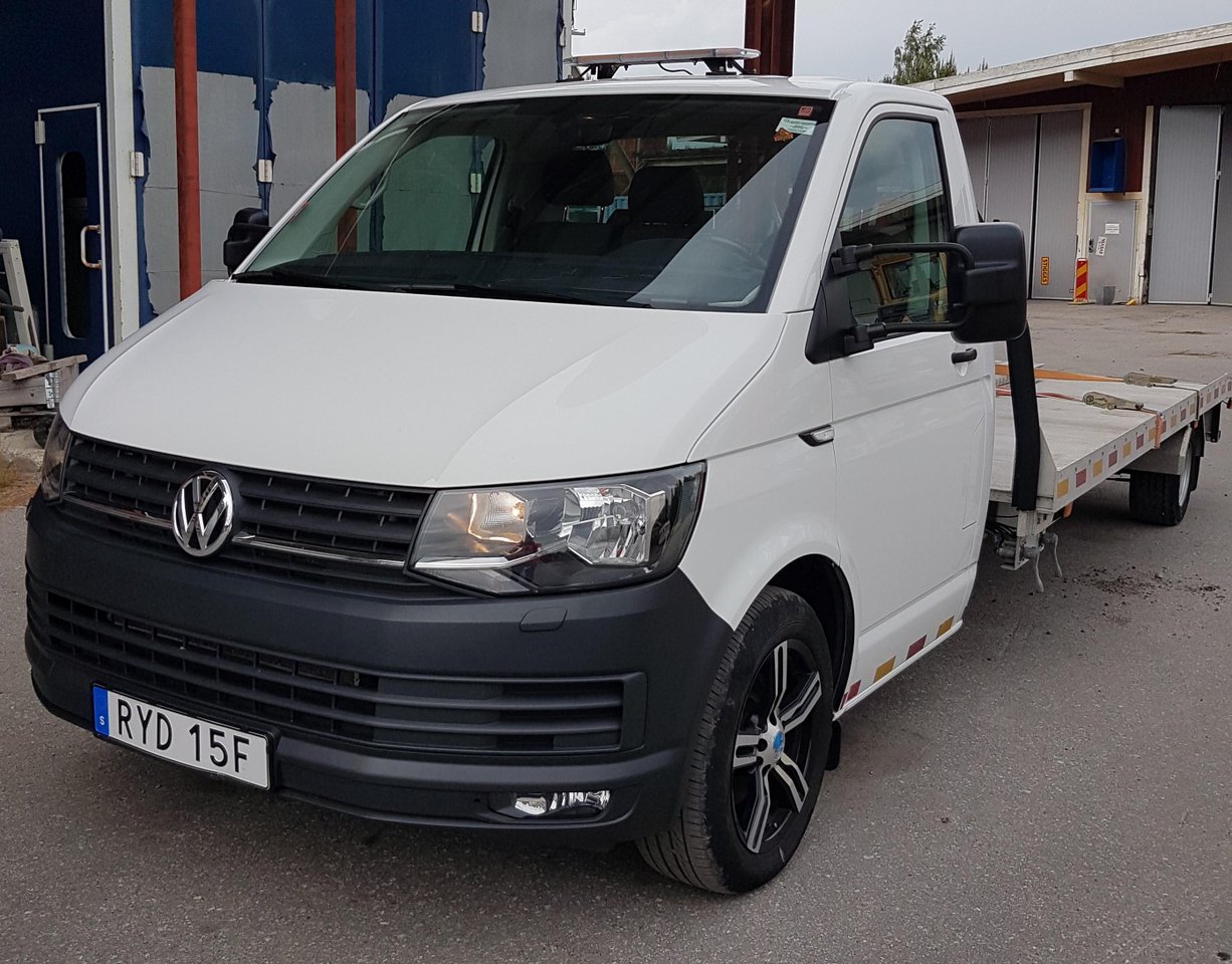 VW Transporter T30 2.0 TDI  A...