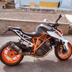 KTM 1290 SUPER DUKE R
