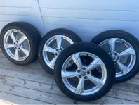 Audi originalfälgar 18” med sommardäck