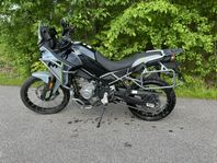 Påkostad CFMOTO 450 MT
