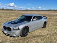 Dodge Charger 5.7 V8 HEMI