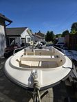 Styrpulpet med Evinrude 35HK