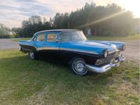Ford Custom 300 Fordor Sedan 4.5 V8 Fordomatic