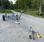 Båt trailer med ljus, 30 km/h 1500 kg.