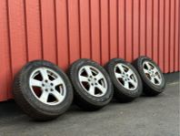 Volvo fälgar med bra däck 195/65/R15