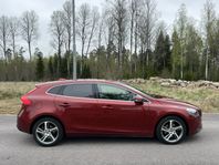 Volvo V40 T2 Momentum, ny kamrem, dragkrok