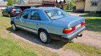 Mercedes-Benz 200 