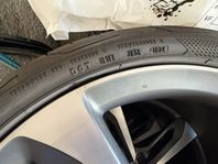 Audi original 21 tum RS7-fälgar med bra däck