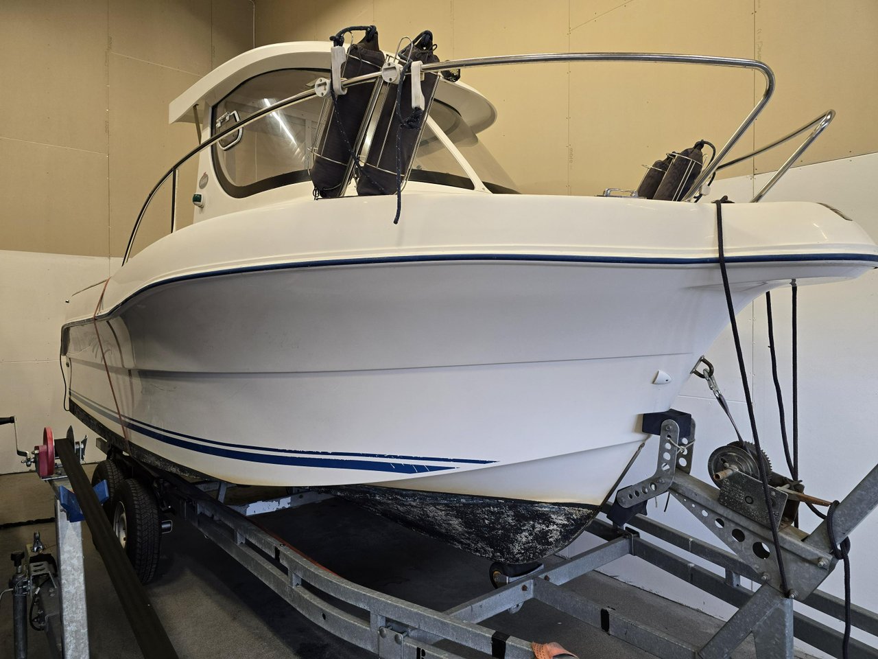 Pilothouse 630 Merc. Diesel. ...