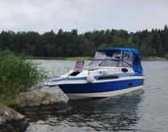 Regal 233 XL familjebåt med V8