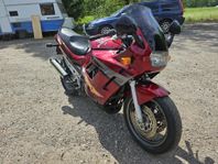 Suzuki GSX-F 750 - Katana - ev byte