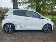 Peugeot 108 CAB lågmil ny besiktad TOP