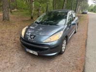 Peugeot 207 1.4 nybesiktigad nyskattad