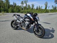 KTM Duke 790