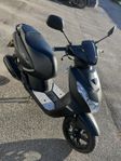 Peugeot Kisbee black edition