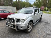 Nissan Navara Dubbelhytt 2.5 dCi 4x4