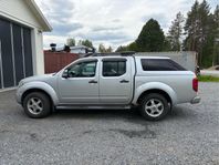 Nissan Navara Dubbelhytt 2.5 dCi 4x4