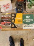 Chevrolet 1957 Reservdelskatalog, Reparationshandbok