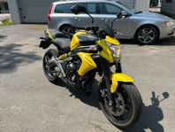Kawasaki ER6N, ABS och Låga mil