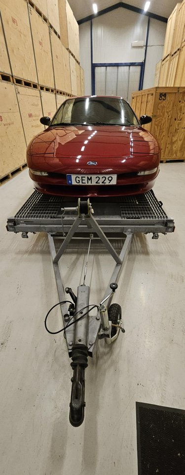 Välbyggt släp med genomtänkt ...