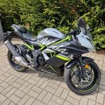 Kawasaki Ninja 125-2019/Fint skick
