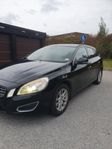 Volvo V60.