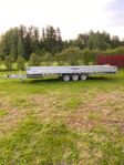 Stor släpvagn  Entreprenadsläpvagn HULCO Medax 3-axlar släp