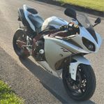 Yamaha R1