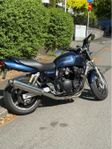 Suzuki GSX 750