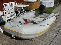 Quicksilver 270 inkl motor och pump