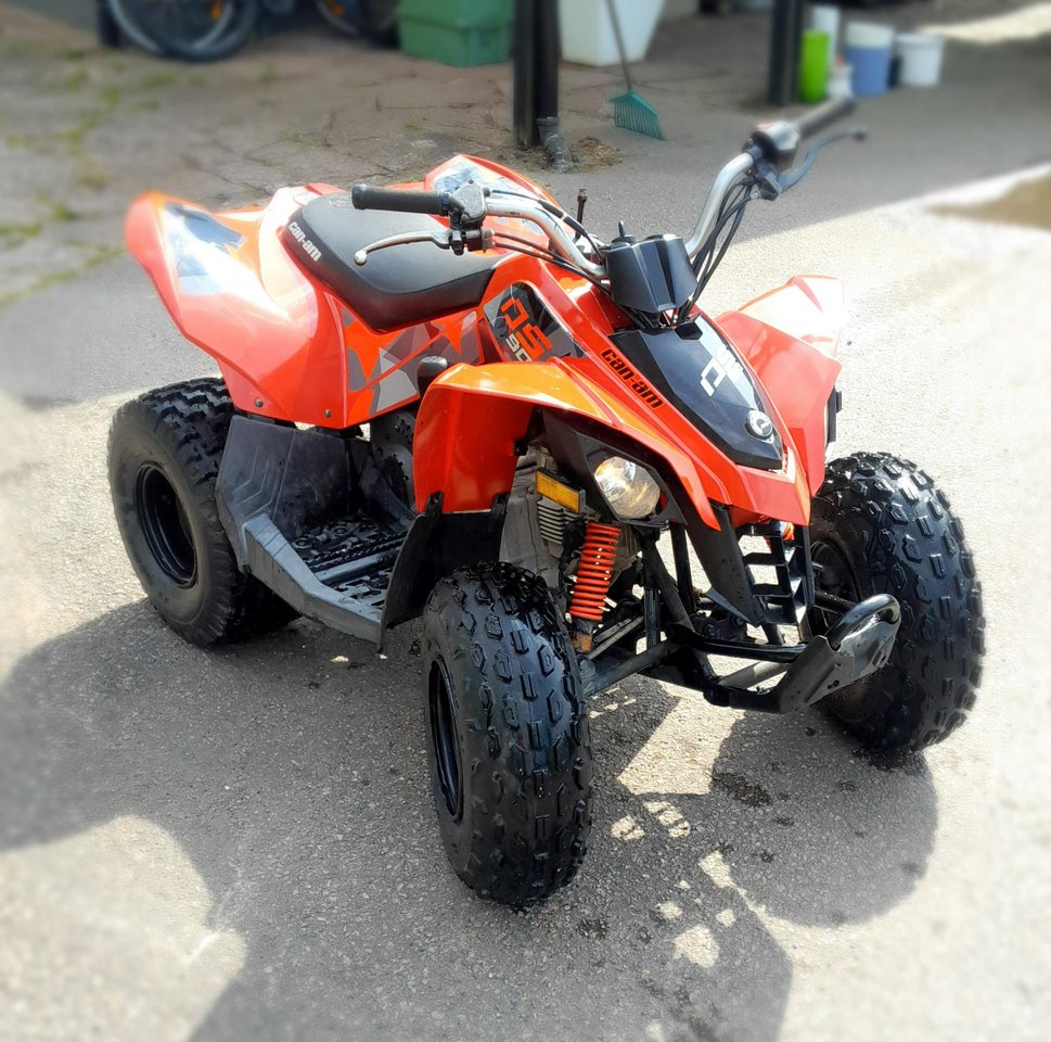 Can-Am DS 90