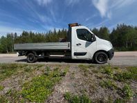 Nissan NV400