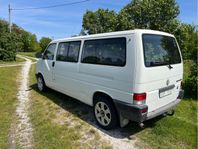 Volkswagen Caravelle 2.5 7-sitsig buss