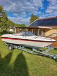 Flipper Flash med Yamaha 115hk och kraftig 80-trailer.