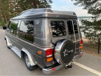 Chevrolet van G20