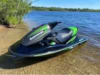 Kawasaki STX-15F 2017, med 80-trailer