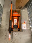 Domkraft Bahco 3 ton BH1EU3000+Pallbockar (NYSKICK!)
