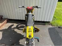 SUZUKI RMZ 250
