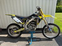 SUZUKI RMZ 250