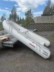 Gummibåt suzumar med motor
