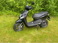 Yamaha Neos 4