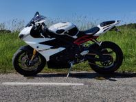 Triumph Daytona 675 R